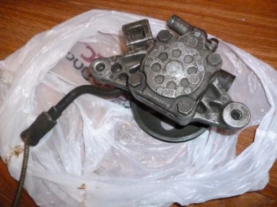 Лот: 5903380. Фото: 1. насос гидроусилителя honda d15b... Двигатель и элементы двигателя