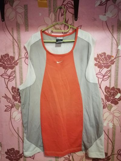 Лот: 22840532. Фото: 1. Майка Nike. Топы, майки