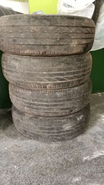 Лот: 11638241. Фото: 1. Bridgdtone turanza r16 205/65. Шины
