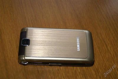 Лот: 2154396. Фото: 1. Samsung s3600 gold. Кнопочные мобильные телефоны