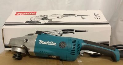 Лот: 14626165. Фото: 1. Болгарка Makita GA9020 новая. Электроинструмент