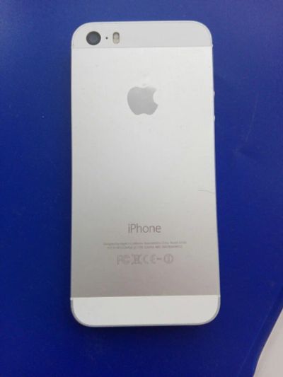 Лот: 10621643. Фото: 1. iPhone 5s. Смартфоны