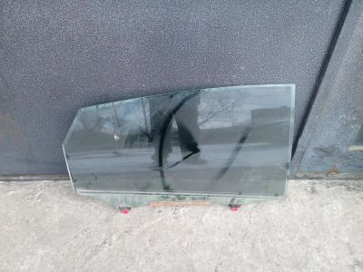 Лот: 11226398. Фото: 1. Cтекло задней правой двери toyota... Другое (автозапчасти)