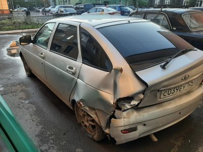 Лот: 17654039. Фото: 1. Лада приора. Автомобили
