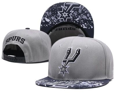 Лот: 16857920. Фото: 1. Кепка Spurs (14655). Головные уборы