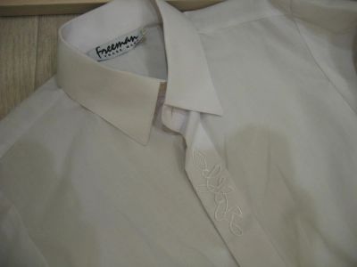 Лот: 9139208. Фото: 1. Рубашка Freeman c вышивкой Рост... Рубашки, блузки, водолазки