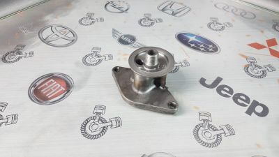 Лот: 23596510. Фото: 1. Крепление масляного фильтра Daihatsu... Расходные материалы