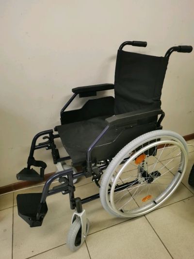 Лот: 18828784. Фото: 1. Инвалидное кресло Ortonica trend... Реабилитация, уход за больными