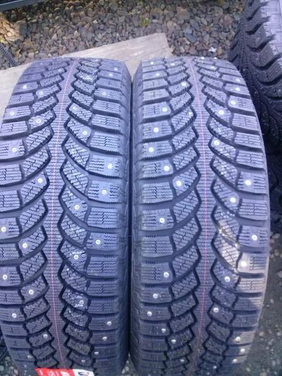 Лот: 4486479. Фото: 1. 205 70r15 Bridgestone Blizzak... Шины