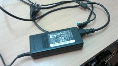 Лот: 2032389. Фото: 1. Сетевое зарядное устройство Acer... Аккумуляторы