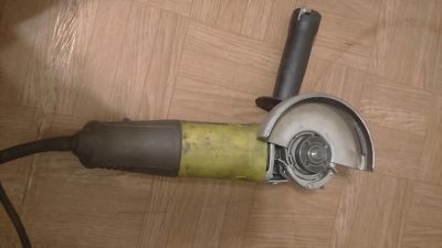 Лот: 7705045. Фото: 1. Продам 2 болгарки ушм. Электроинструмент