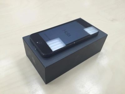 Лот: 5717261. Фото: 1. iPhone 5 16Gb Black. Смартфоны