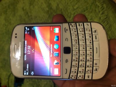Лот: 13848948. Фото: 1. Blackberry 9900 обмен. Смартфоны