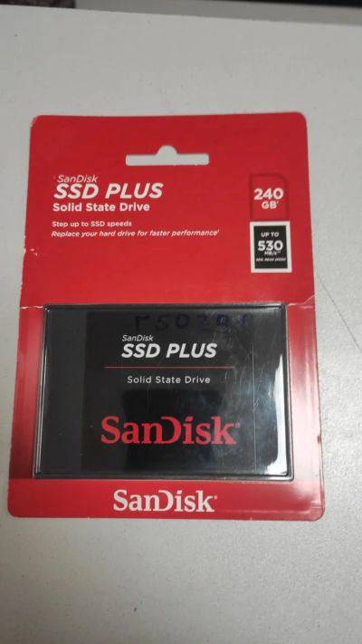 Лот: 16997515. Фото: 1. ssd 240 gb Sandisk Новый. SSD-накопители