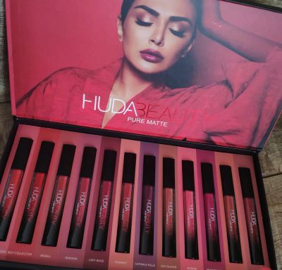 Лот: 16987978. Фото: 1. Набор из 12 помад новый hudabeauty. Макияж