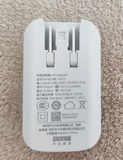 Лот: 15659338. Фото: 1. Адаптер для зарядки USB. Зарядные устройства, блоки питания, адаптеры сетевые для смартфонов