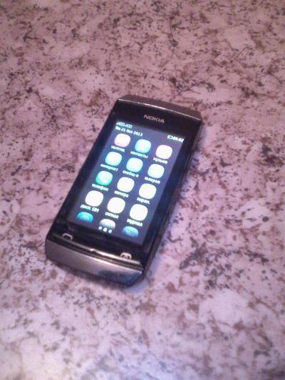 Лот: 3252939. Фото: 1. Nokia Asha 305. Смартфоны