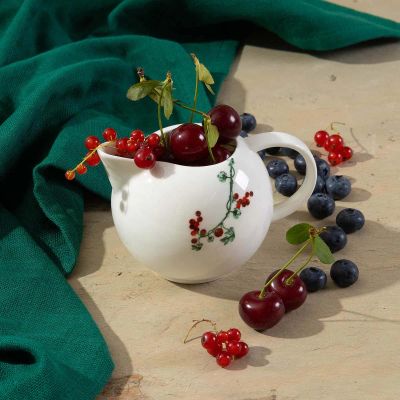 Лот: 24937381. Фото: 1. Молочник Zapel Berry 250мл. Предметы сервировки