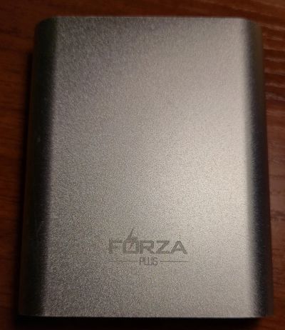 Лот: 20835088. Фото: 1. Портативный аккумулятор FORZA... Внешние, портативные аккумуляторы для смартфонов (Power bank)