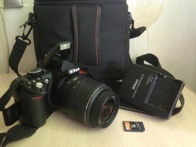 Лот: 7536420. Фото: 1. фотоаппарат NIKON D3100. Цифровые зеркальные
