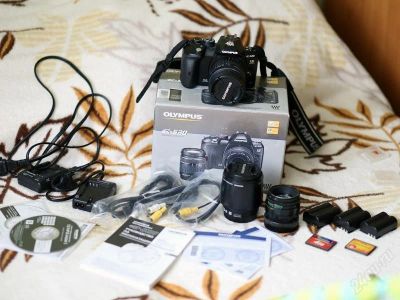 Лот: 2889056. Фото: 1. Продам фотоаппарат Olympus E-520... Цифровые зеркальные