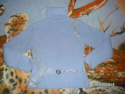 Лот: 3198745. Фото: 1. Голубой свитер. Свитеры, толстовки, худи