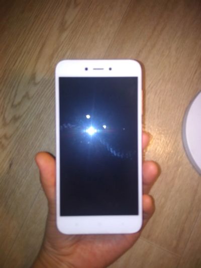 Лот: 18603119. Фото: 1. Xiaomi Redmi 5A 2GB/16GB Rose... Смартфоны