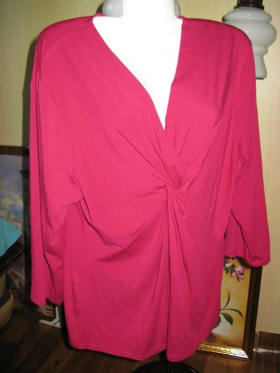Лот: 13135088. Фото: 1. новая блуза кофта фуксия европейское... Домашняя одежда