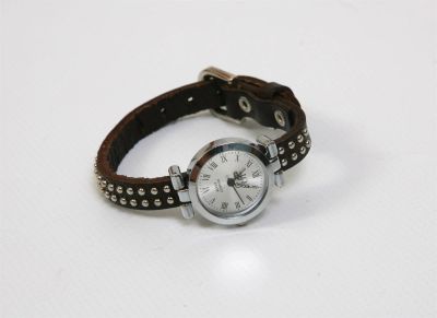 Лот: 3390885. Фото: 1. Часы женские, коричневые. Другие наручные часы