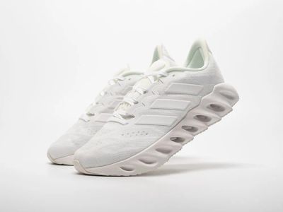Лот: 24973575. Фото: 1. Кроссовки Adidas Switch FWD. Кеды, кроссовки, слипоны