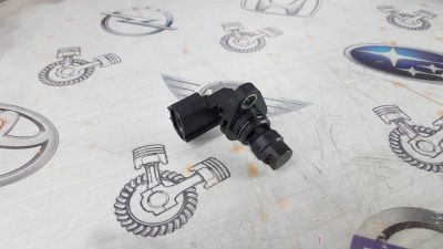 Лот: 23588246. Фото: 1. Датчик положения коленвала Suzuki... Электрооборудование