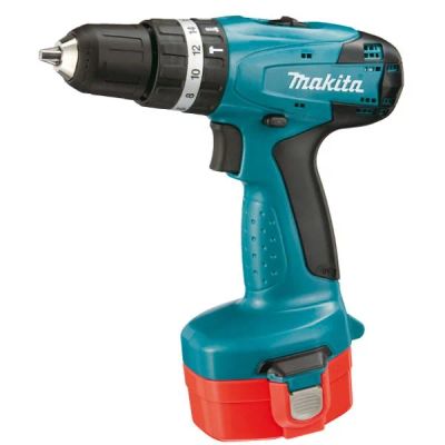 Лот: 3873805. Фото: 1. Продам дрель Makita 6271D в хорошем... Электроинструмент