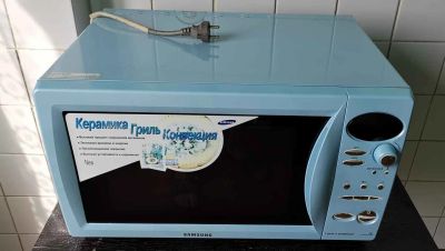 Лот: 16708451. Фото: 1. Микроволновая печь Samsung CK139FSR... Микроволновки, мини-печи