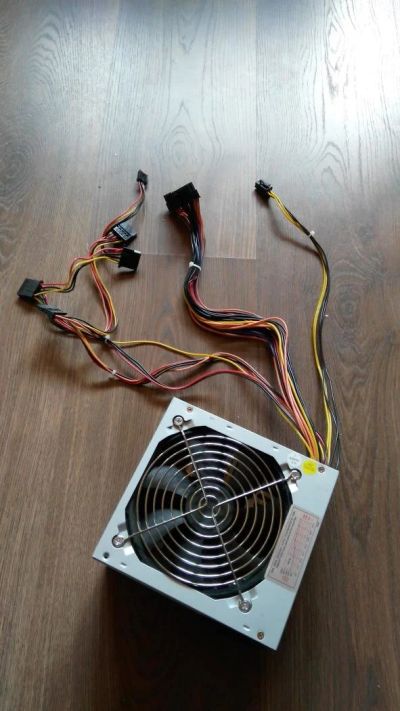 Лот: 10203867. Фото: 1. Блок питания 300 Watt. Корпуса, блоки питания