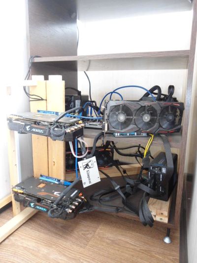 Лот: 11473715. Фото: 1. Майнинг ферма риг 4шт GTX 1080ti. Майнинг фермы, товары для майнинга