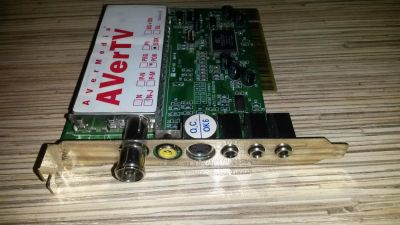 Лот: 6473723. Фото: 1. TV-Tuner AverMedia AverTV PCI. ТВ-тюнеры и карты захвата