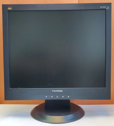 Лот: 17359784. Фото: 1. Монитор ViewSonic VA703b Диагональ... ЖК-мониторы