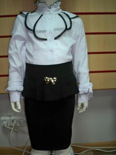 Лот: 3074013. Фото: 1. школьная блузка и юбка для девочки... Школьная форма