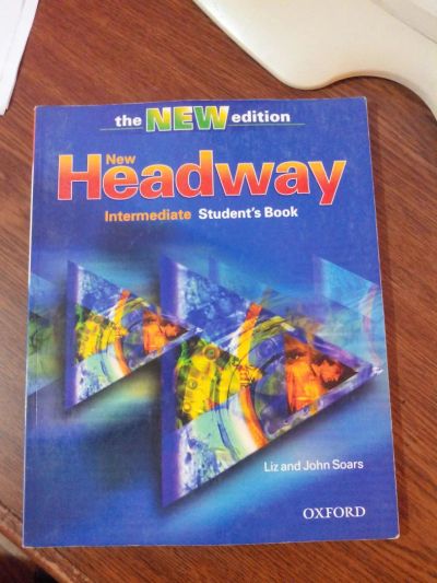 Лот: 8041770. Фото: 1. New Headway New Edition Intermediate... Другое (учебники и методическая литература)