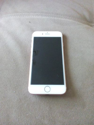 Лот: 7135155. Фото: 1. iPhone 6s розовый 16gb. Смартфоны
