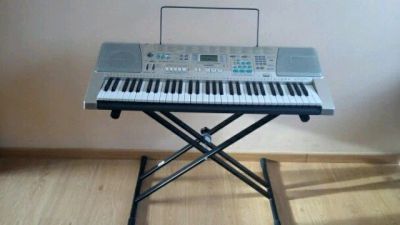 Лот: 10255155. Фото: 1. Музыкальный синтезатор Casio LK300. MIDI-оборудование