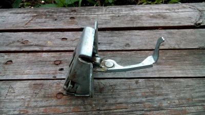 Лот: 11865501. Фото: 1. Замок задней двери Toyota Vitz. Кузов