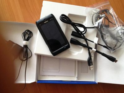 Лот: 3606094. Фото: 1. Nokia n8. Смартфоны