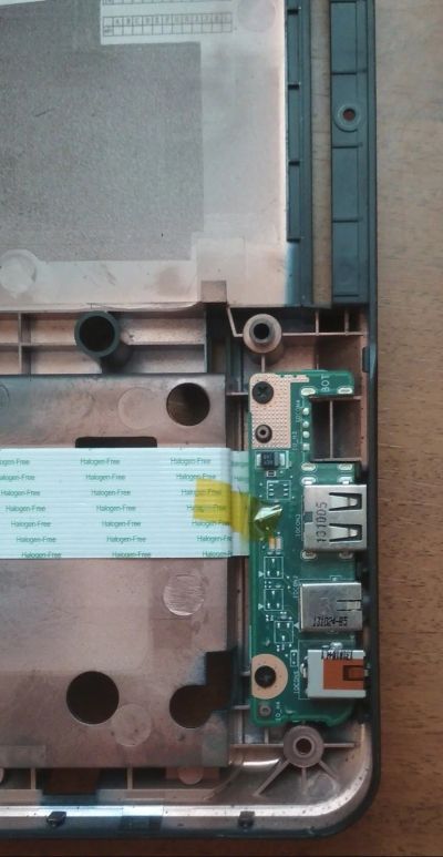 Лот: 12652013. Фото: 1. Ноутбук Acer Aspire E1-772G запчасти... Звуковые карты