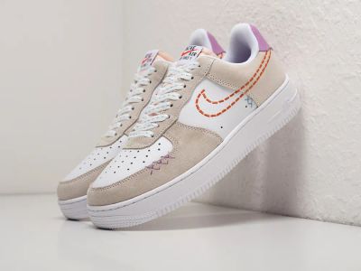 Лот: 24978145. Фото: 1. Кроссовки Nike Air Force 1 07... Кеды, кроссовки, слипоны