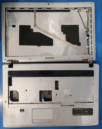 Лот: 25736659. Фото: 1. Корпус в сборе для ноутбука Samsung... Корпуса, блоки питания