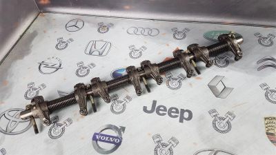 Лот: 23587489. Фото: 1. Ось коромысел Mitsubishi Canter... Двигатель и элементы двигателя