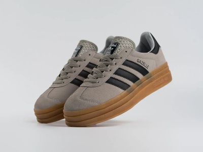 Лот: 25093068. Фото: 1. Кроссовки Adidas Gazelle Bold. Кеды, кроссовки, слипоны