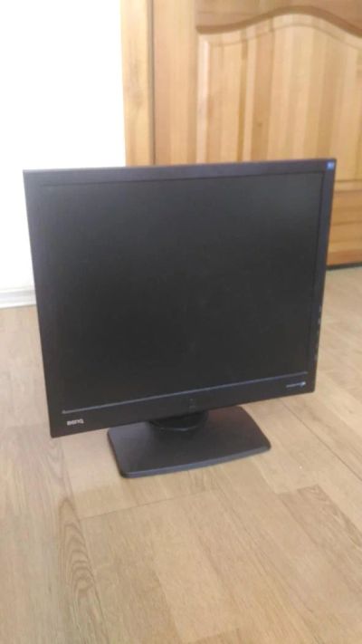 Лот: 9265653. Фото: 1. Монитор Benq E910, 19". ЖК-мониторы