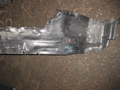 Лот: 20902770. Фото: 1. Подкрылок Nissan Bluebird Sylphy... Двигатель и элементы двигателя